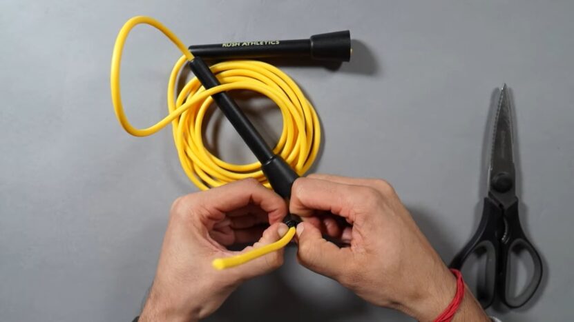 HOW TO SIZE YOUR JUMP ROPES